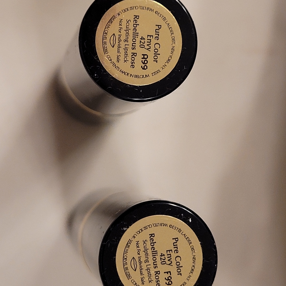 Rebellious Rose lipcolor - Picture 4 of 4